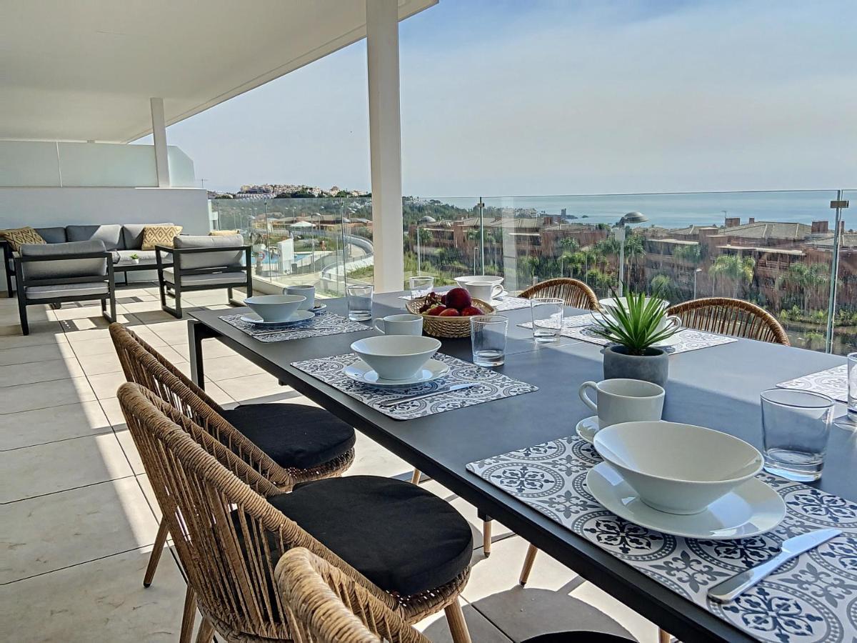 Via Celere 2330 Sea View Apartment 카사레스 외부 사진