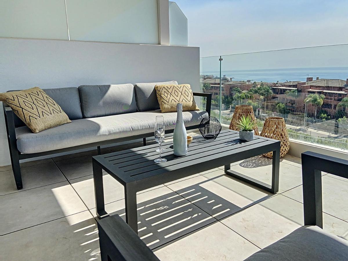 Via Celere 2330 Sea View Apartment 카사레스 외부 사진