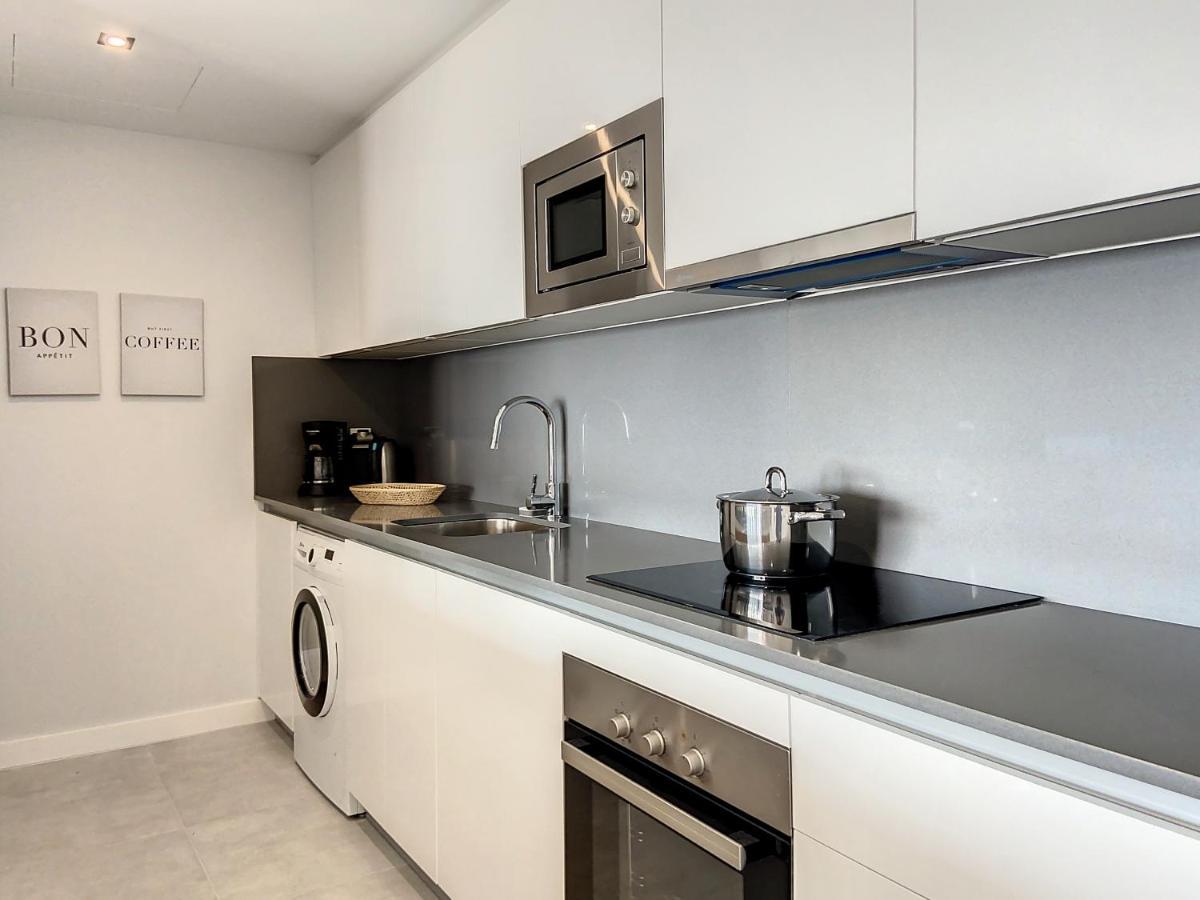 Via Celere 2330 Sea View Apartment 카사레스 외부 사진