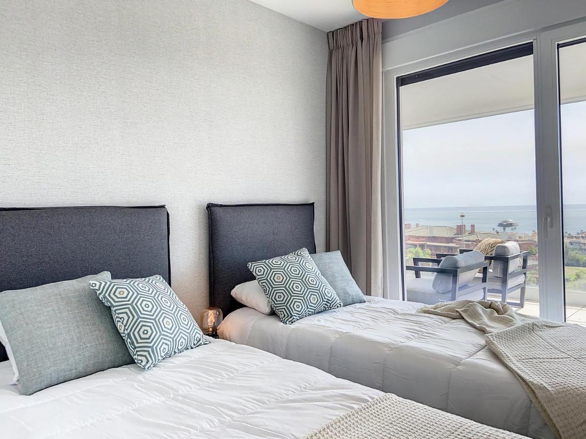 Via Celere 2330 Sea View Apartment 카사레스 외부 사진