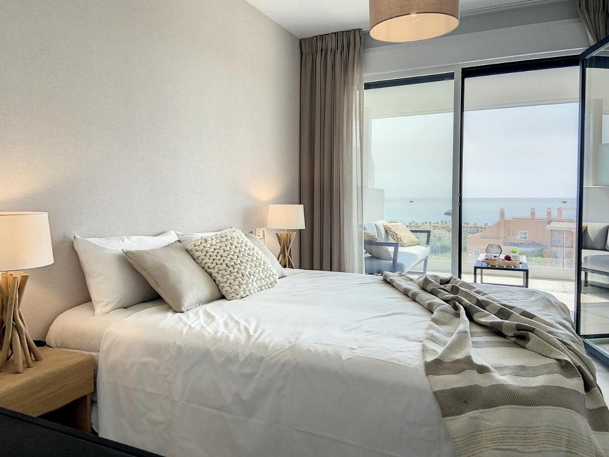 Via Celere 2330 Sea View Apartment 카사레스 외부 사진