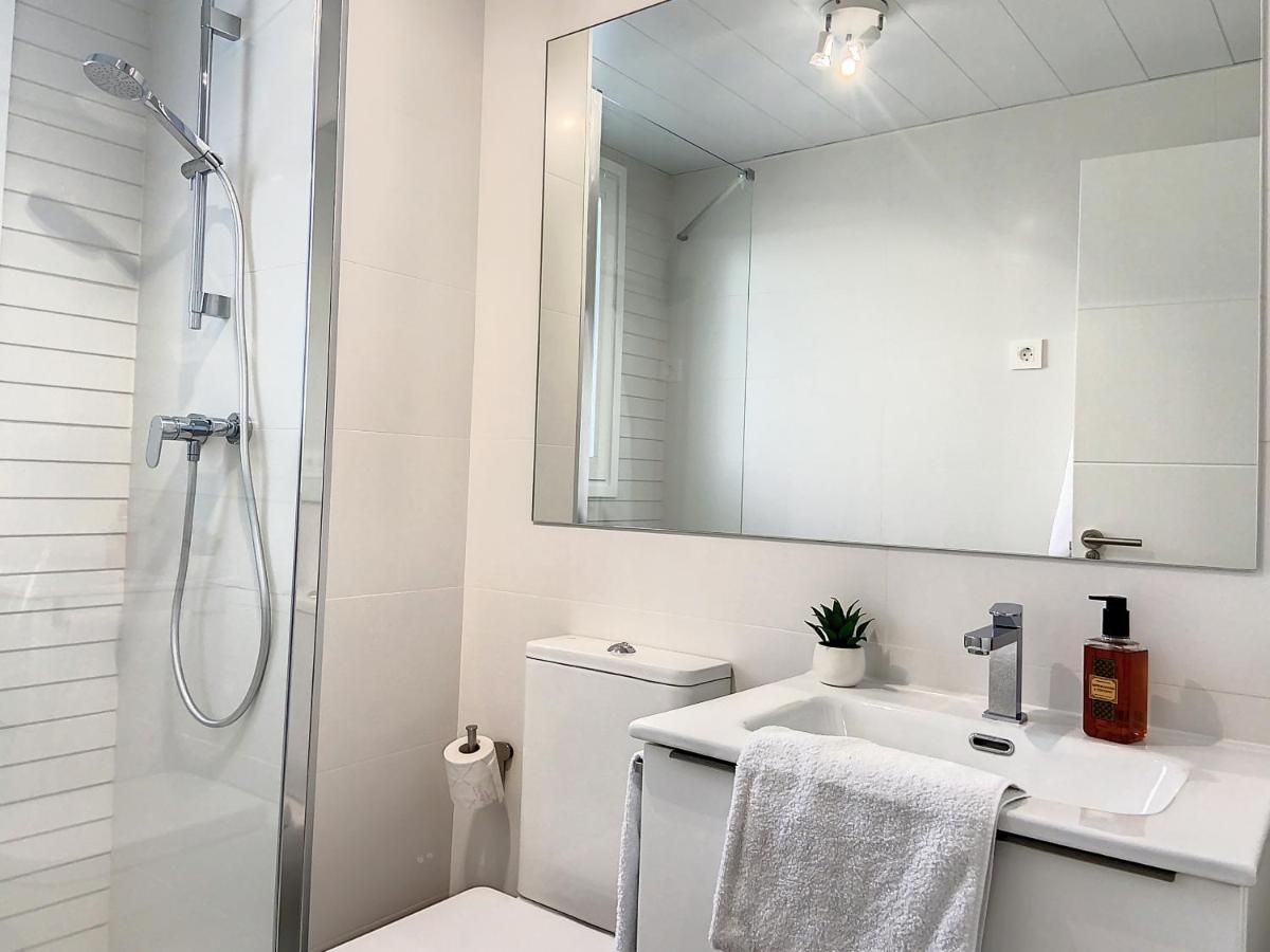 Via Celere 2330 Sea View Apartment 카사레스 외부 사진