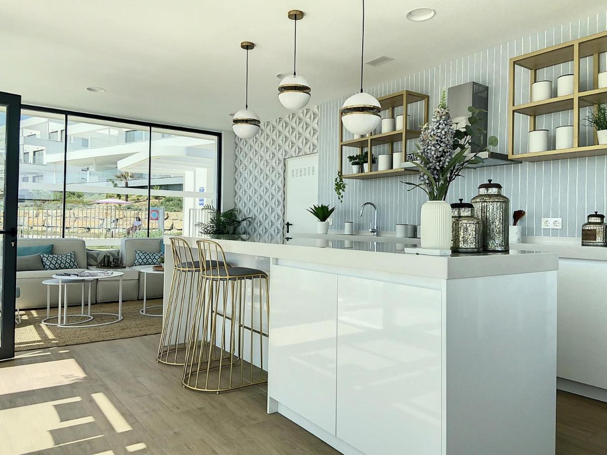 Via Celere 2330 Sea View Apartment 카사레스 외부 사진
